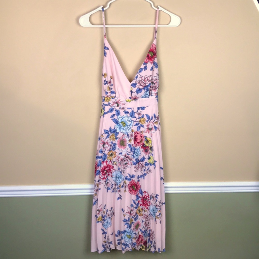 Floral Pink Midi Dress with V-Neck